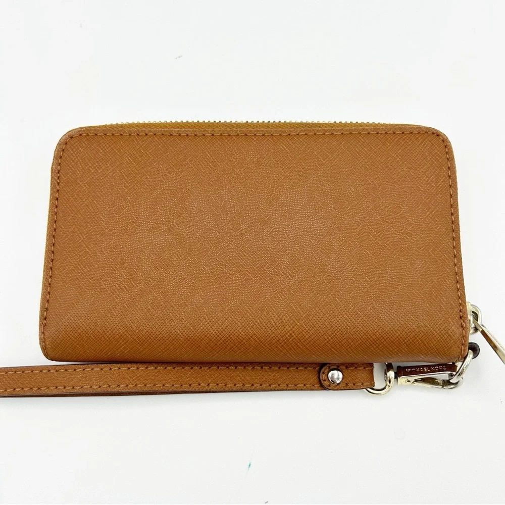 Michael Kors Brown Leather Jet Set Zip Around Wristlet‎ Wallet